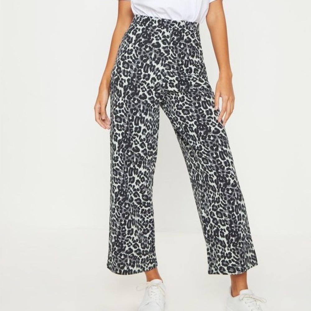 Leopard Print Cropped Wide-Leg Pants — Blue Gray Black